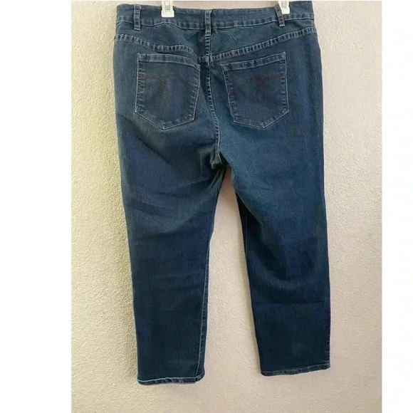 Average Preowned Jeans Size 16 - Picture 2 of 6